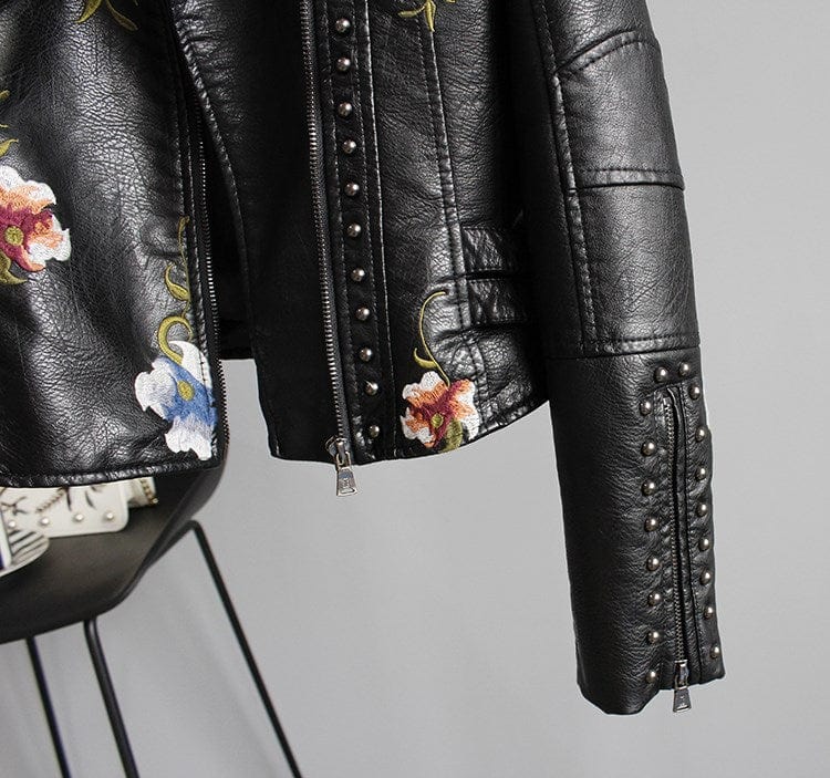 Smooth Chill | Black Floral Night Jacket