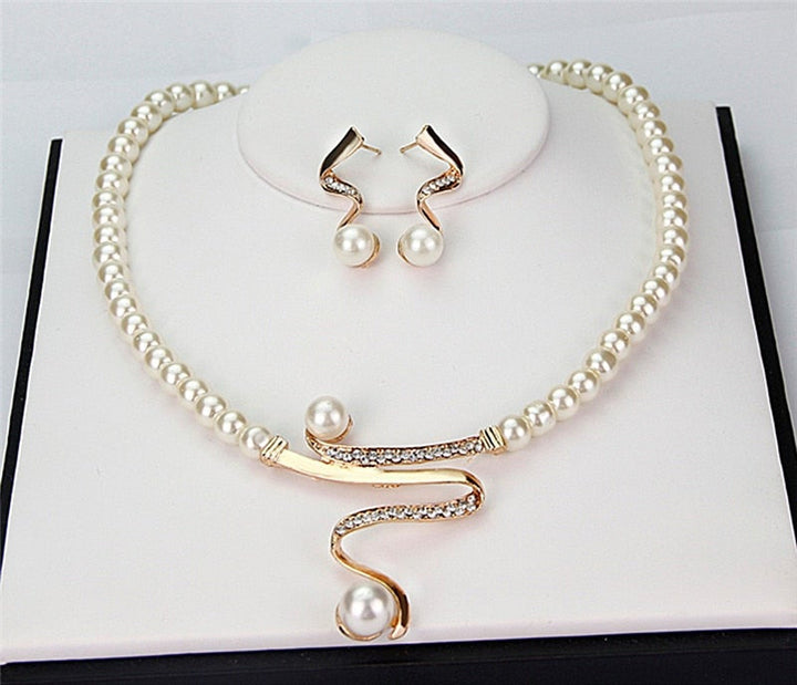 Classic Luminous Necklace & Earring Set