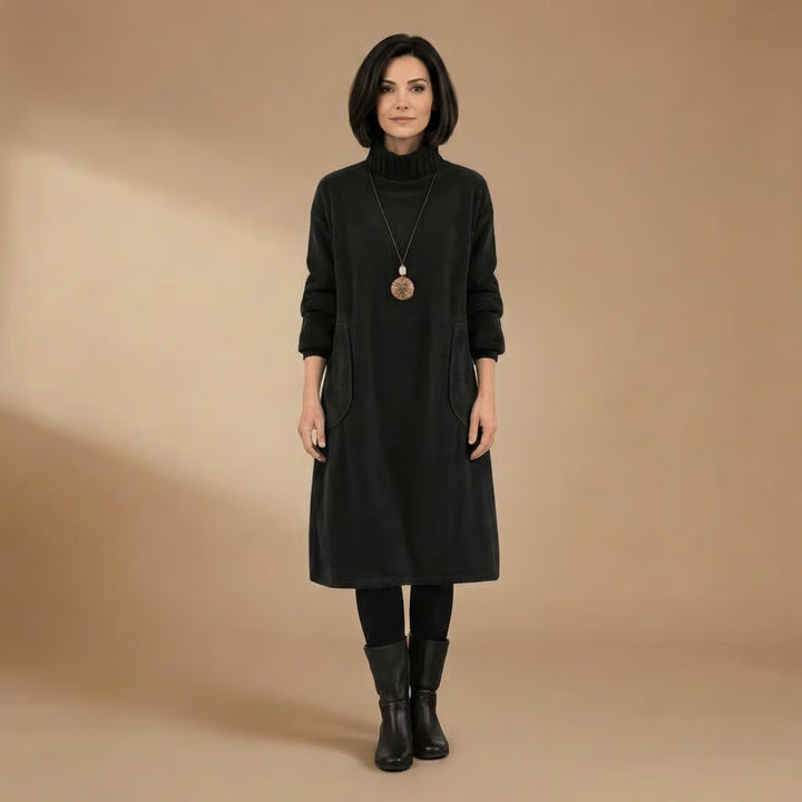 Tracy | Cozy Turtleneck Midi Dress