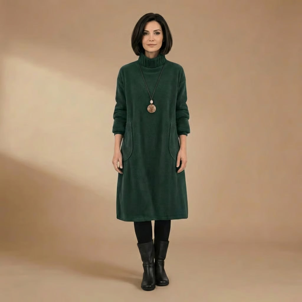 Tracy | Cozy Turtleneck Midi Dress