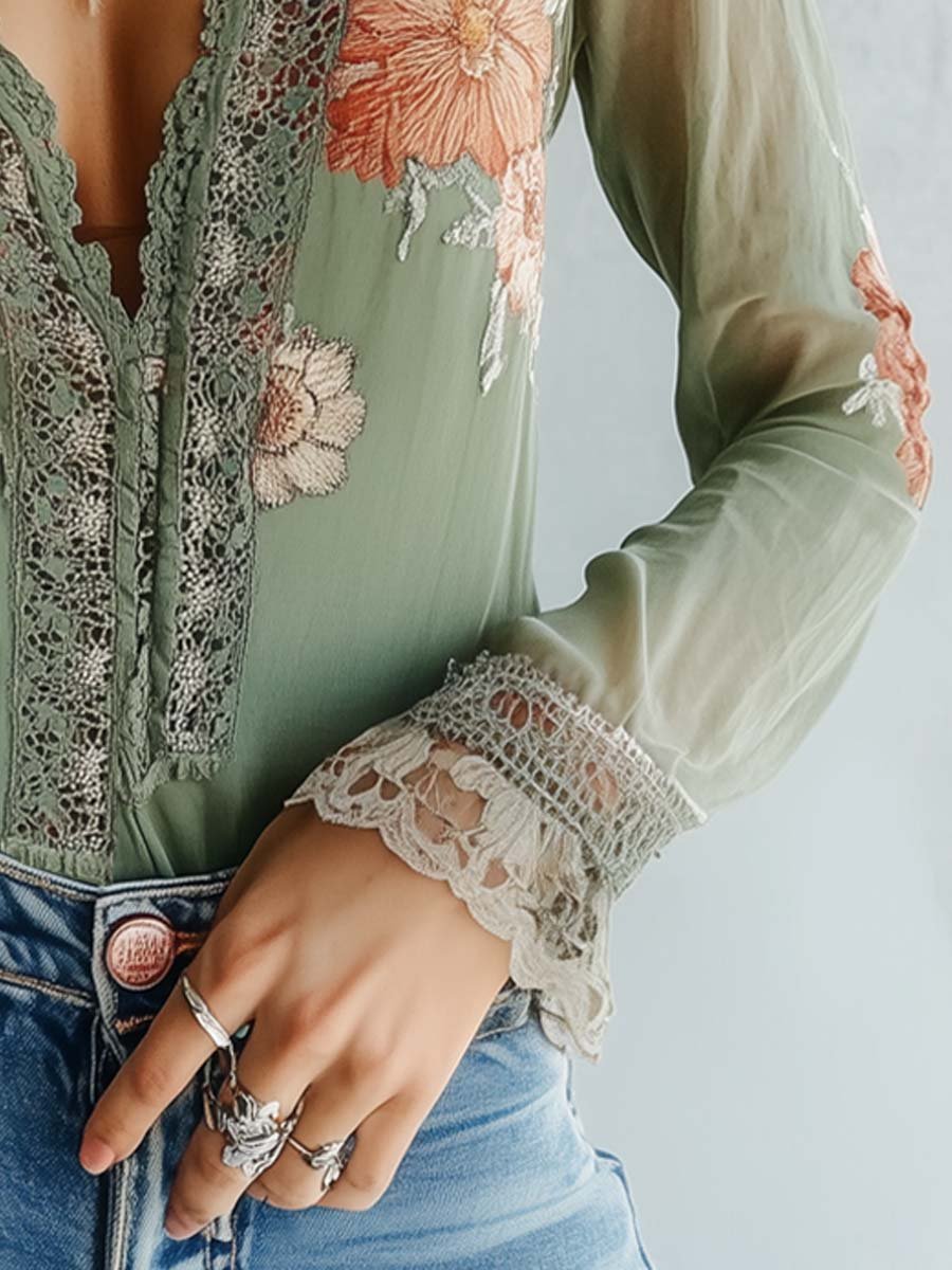 Patricia | Floral Lace Blouse