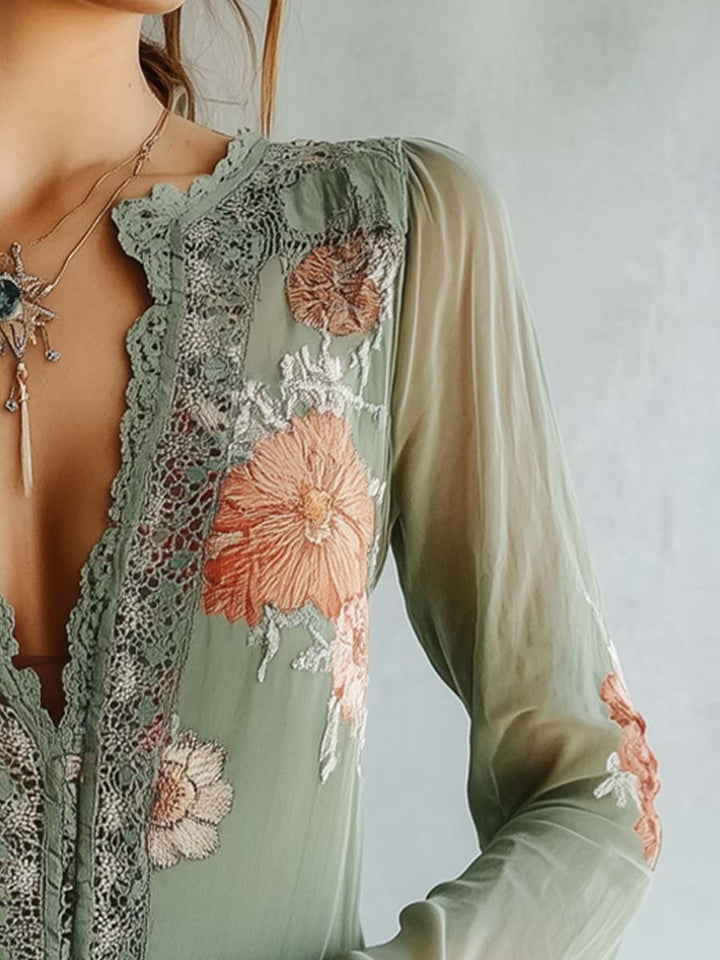 Patricia | Floral Lace Blouse