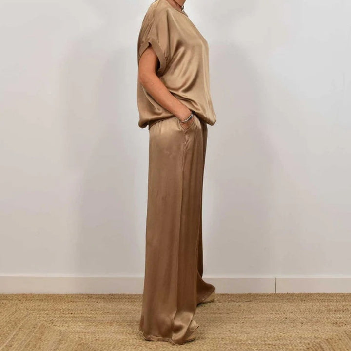 Calira | Elegant Daily Set